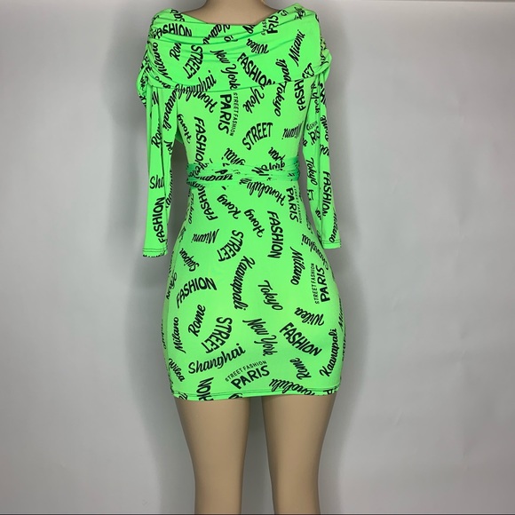 Dress - Picture 4 of 6